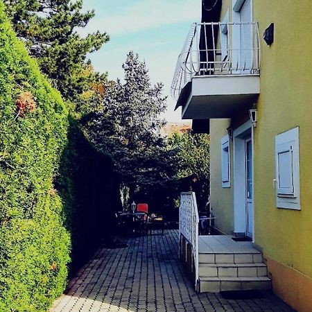 Apartmán Adikati Lak Bük Exteriér fotografie